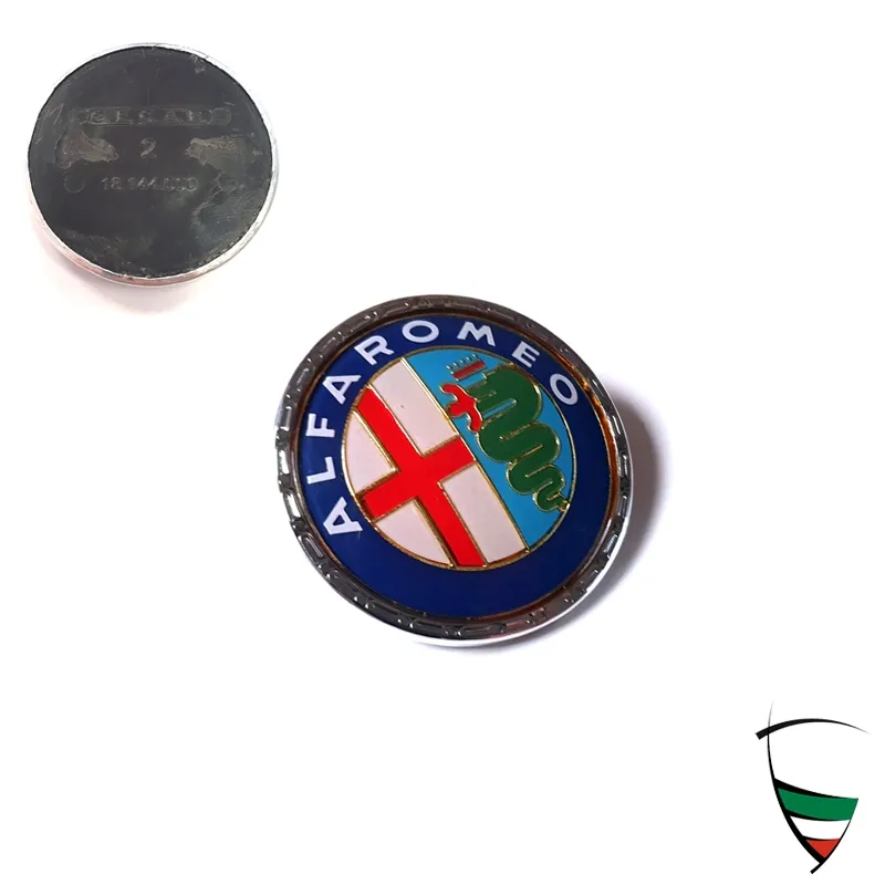 Emblem Alfa Romeo sans Milano 55mm fixation a colle