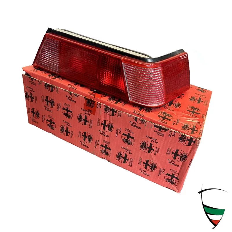 foco trasero der. 33 (907) Super 7.91 > rojo/blanco