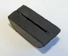 Abstandshalter Frontblech-Stoßstange